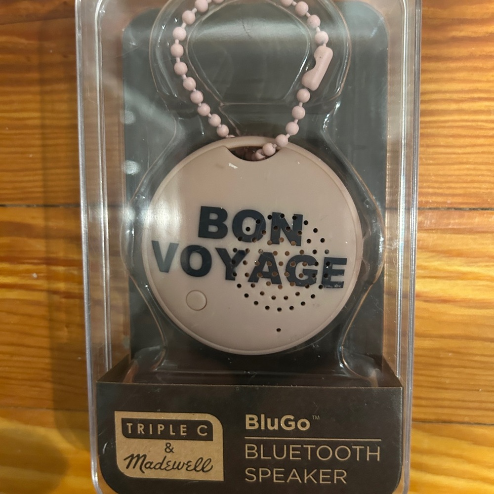 Madewell BluGo Bluetooth Speaker in Black